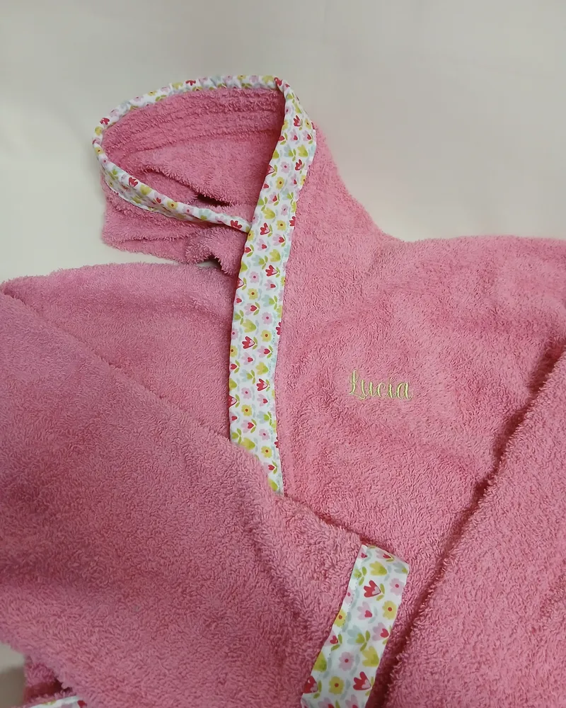 Ropa y textil personalizado — ejemplo 12