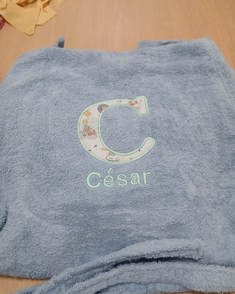 Ropa y textil personalizado — ejemplo 15